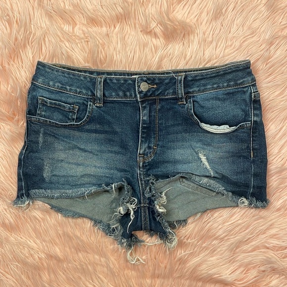 PINK Victoria’s Secret Stretch‎ Jean Shorts Woman’s Size 8 - Picture 1 of 5